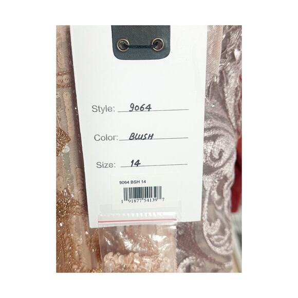 MAC DUGGLE EMBELLISHED CAP SLEEVE FAUX WRAP TRUMPET GOWN Size 14 NWT - Picture 12 of 12